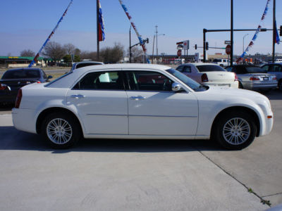 2010 Chrysler 300  Touring