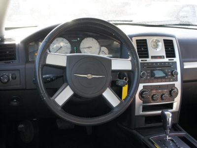 2010 Chrysler 300  Touring