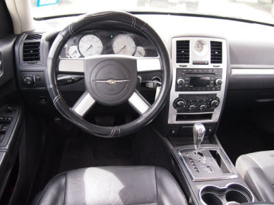 2010 Chrysler 300  Touring