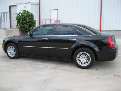 2010 Chrysler 300  Touring