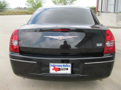 2010 Chrysler 300  Touring
