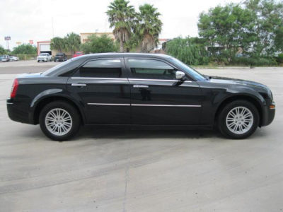 2010 Chrysler 300  Touring