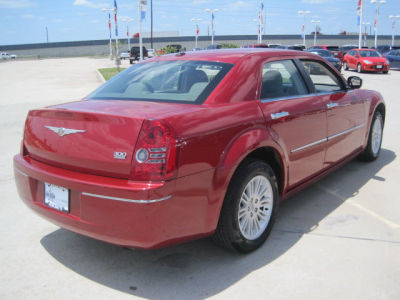 2010 Chrysler 300  Touring Plus