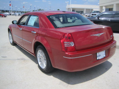 2010 Chrysler 300  Touring Plus