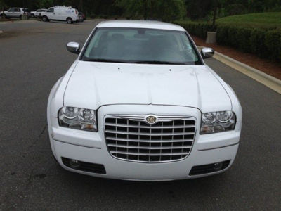 2010 Chrysler 300  Touring