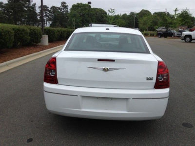 2010 Chrysler 300  Touring
