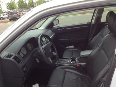 2010 Chrysler 300  Touring