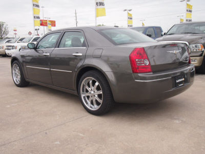 2010 Chrysler 300  Touring