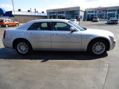 2010 Chrysler 300  Touring