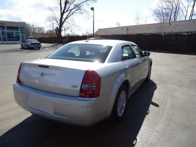 2010 Chrysler 300  Touring