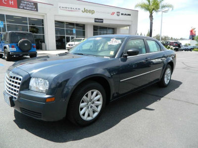 2008 Chrysler 300  LX