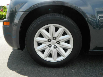 2008 Chrysler 300  LX