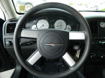 2008 Chrysler 300  LX