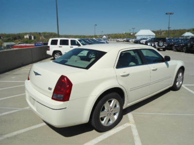 2006 Chrysler 300  Touring