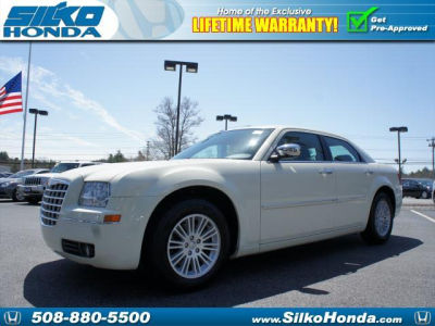 2010 Chrysler 300  Touring