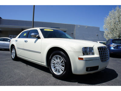 2010 Chrysler 300  Touring