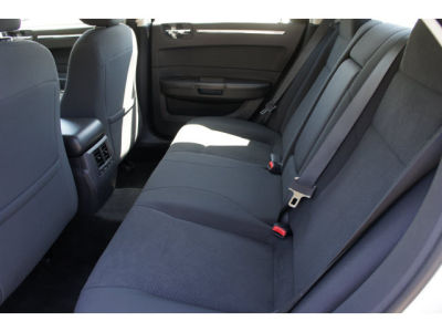 2010 Chrysler 300  Touring