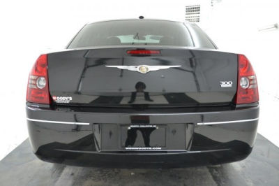 2010 Chrysler 300  Touring