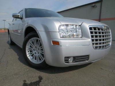 2010 Chrysler 300  Touring