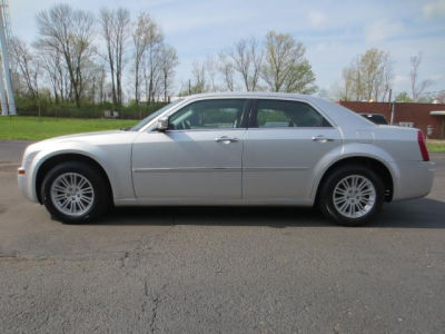 2010 Chrysler 300  Touring
