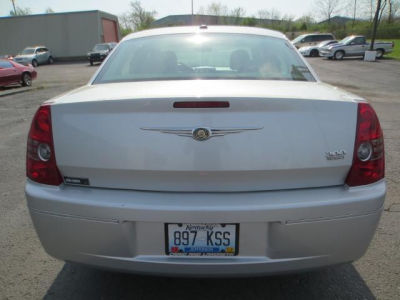 2010 Chrysler 300  Touring