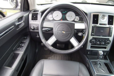 2009 Chrysler 300  Touring