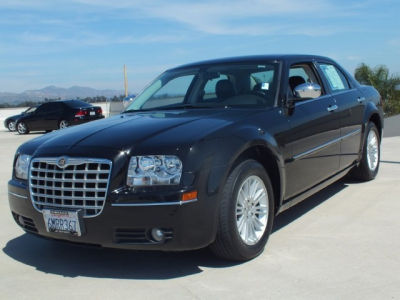 2010 Chrysler 300  Touring