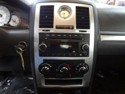 2010 Chrysler 300  Touring