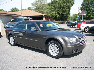 2010 Chrysler 300  Touring