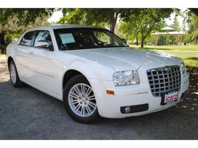 2010 Chrysler 300  Touring