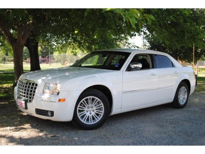 2010 Chrysler 300  Touring
