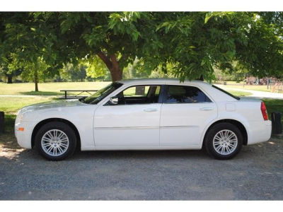 2010 Chrysler 300  Touring