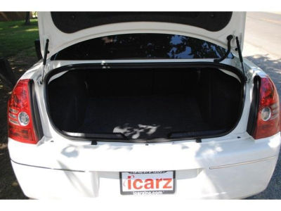 2010 Chrysler 300  Touring