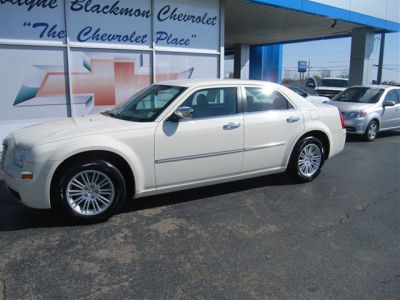 2010 Chrysler 300  Touring