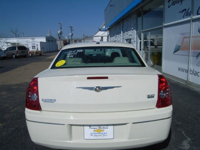 2010 Chrysler 300  Touring