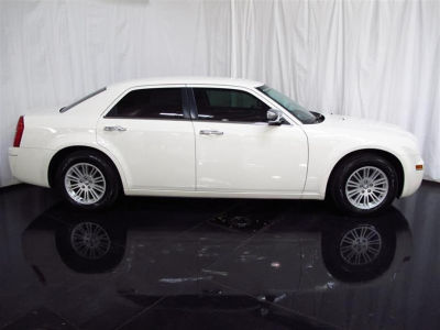 2010 Chrysler 300  Touring