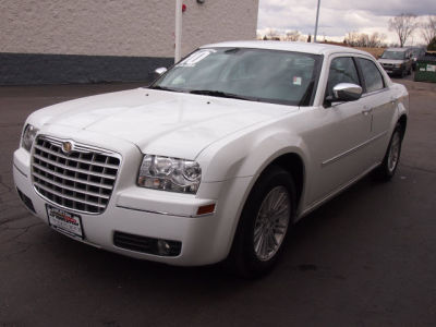 2010 Chrysler 300  Touring