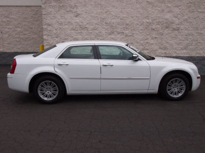 2010 Chrysler 300  Touring