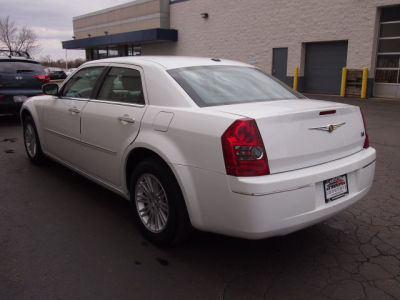 2010 Chrysler 300  Touring