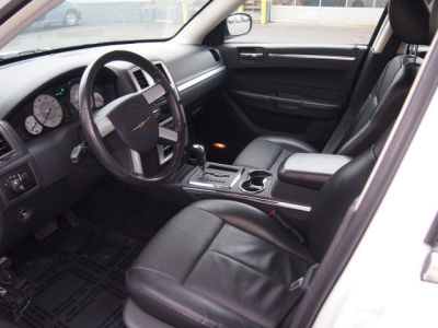 2010 Chrysler 300  Touring