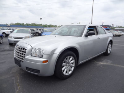 2008 Chrysler 300  LX