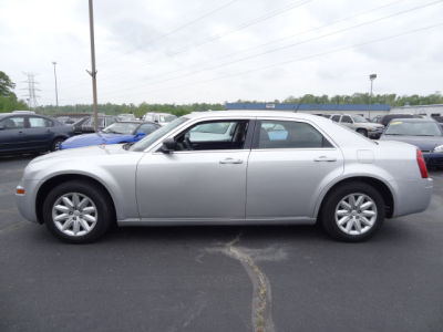 2008 Chrysler 300  LX