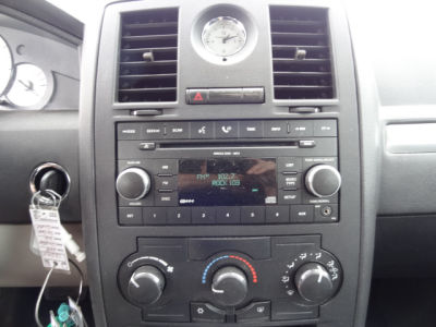 2008 Chrysler 300  LX