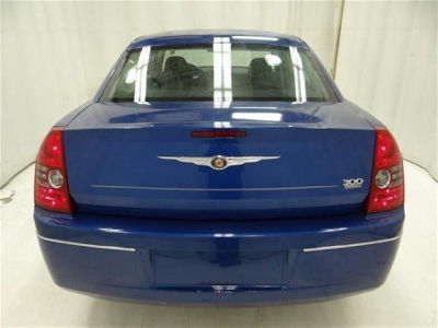 2010 Chrysler 300  Touring