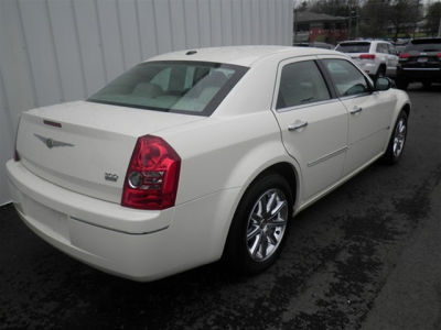 2010 Chrysler 300  Touring