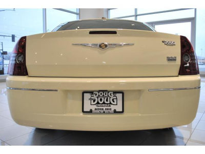 2010 Chrysler 300  Touring Plus