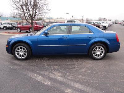 2009 Chrysler 300  Touring