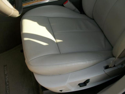 2008 Chrysler 300  Limited