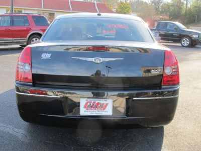 2010 Chrysler 300  Touring