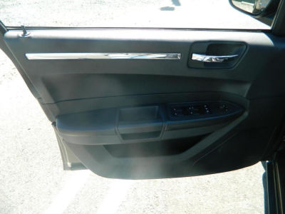 2009 Chrysler 300